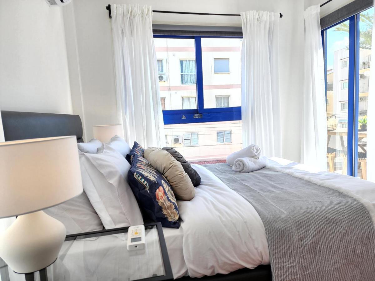 Frida'S Cozy Two Bedroom Apt Larnaca Exterior photo